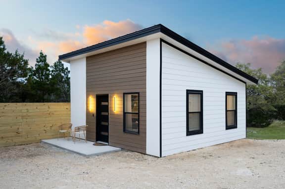 Serene Hill Country Casita ~ Scenic View ~ Patio