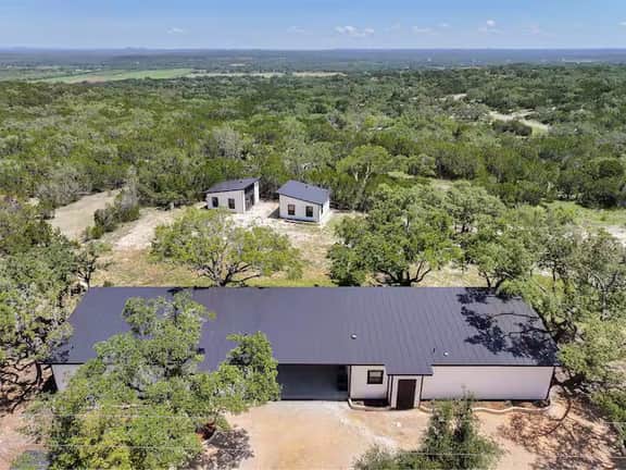 2 Serene Hill Country Casitas~Scenic View~Patio