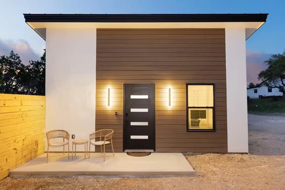 Serene Hill Country Casita ~ Scenic View ~ Patio