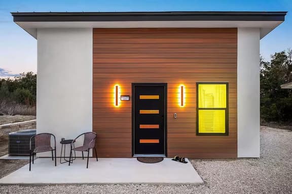 Cozy Luxe Casita | Spa Shower • Deer • Wine Vibes